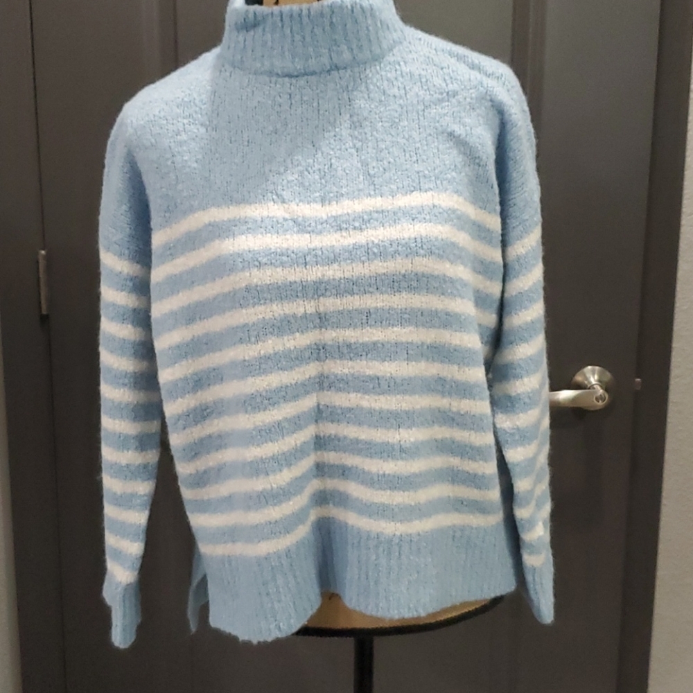 EUC Lou & Gray stripped sweater